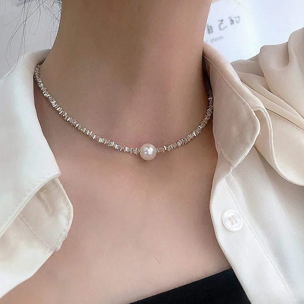 Vayla Stylish Pearl Necklace |