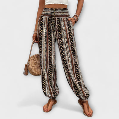 Vayla | Trousers with Ethnic Graphic