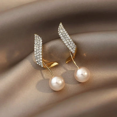 Vayla | Pearl Earrings