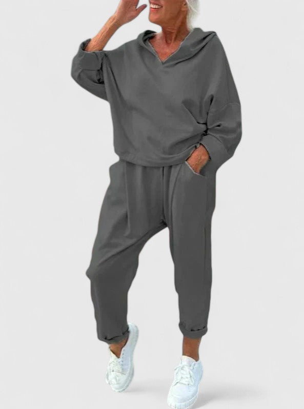 Vayla | Comfortable Hooded Sweatshirt Set