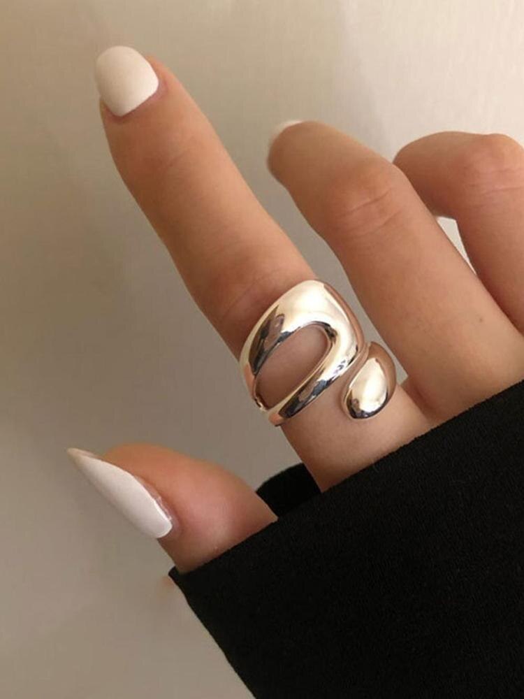 Vayla | Elegant Adjustable Ring
