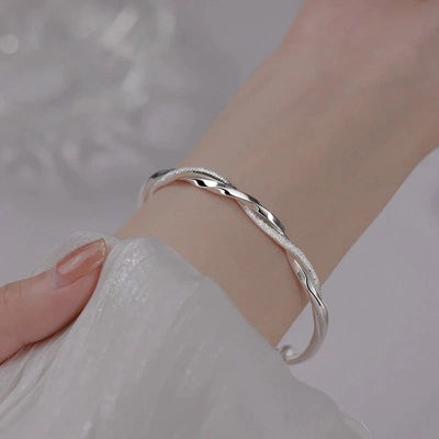 Vayla | Braided Silver Bracelet
