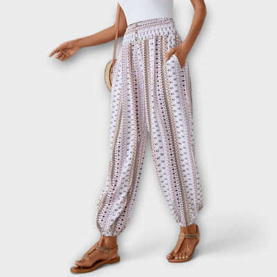 Vayla | Trousers with Ethnic Graphic