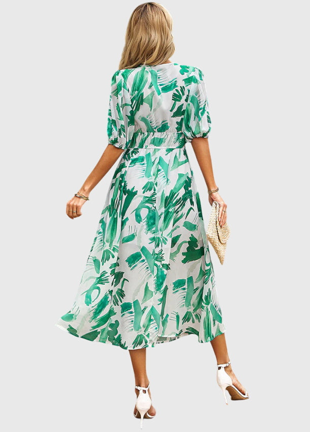 Vayla | Flattering Floral Midi Dress