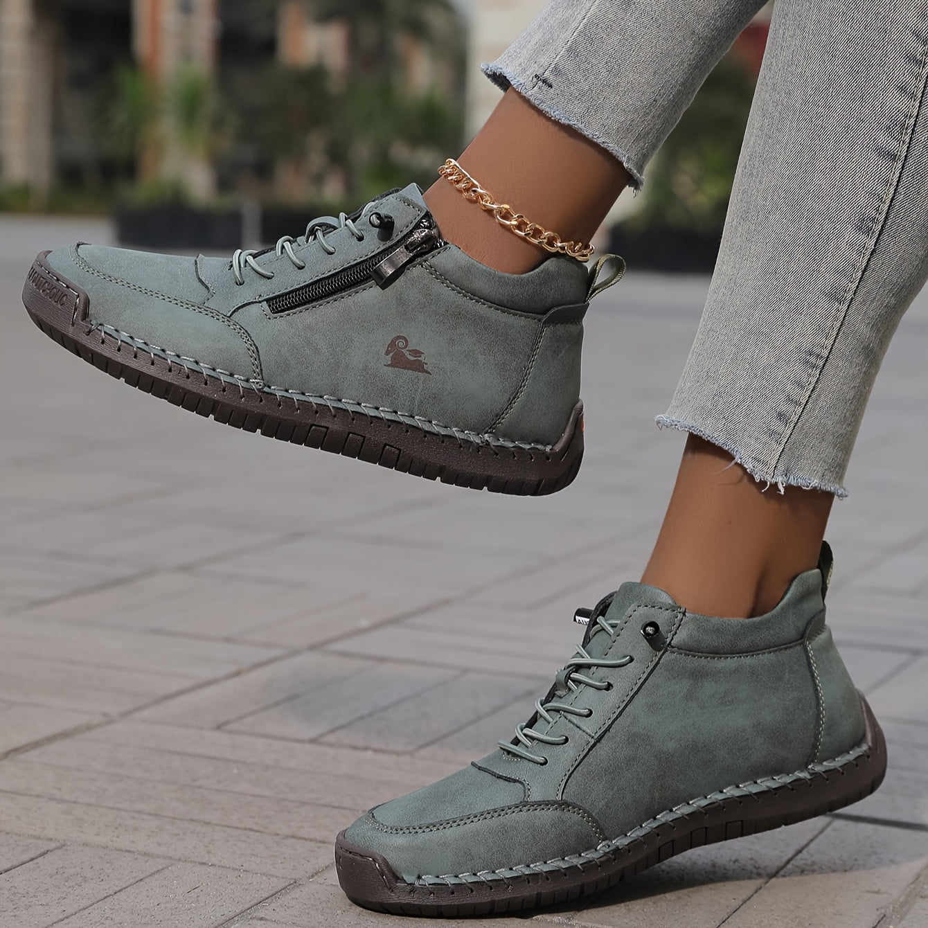 Vayla | Orthopaedic Shoes