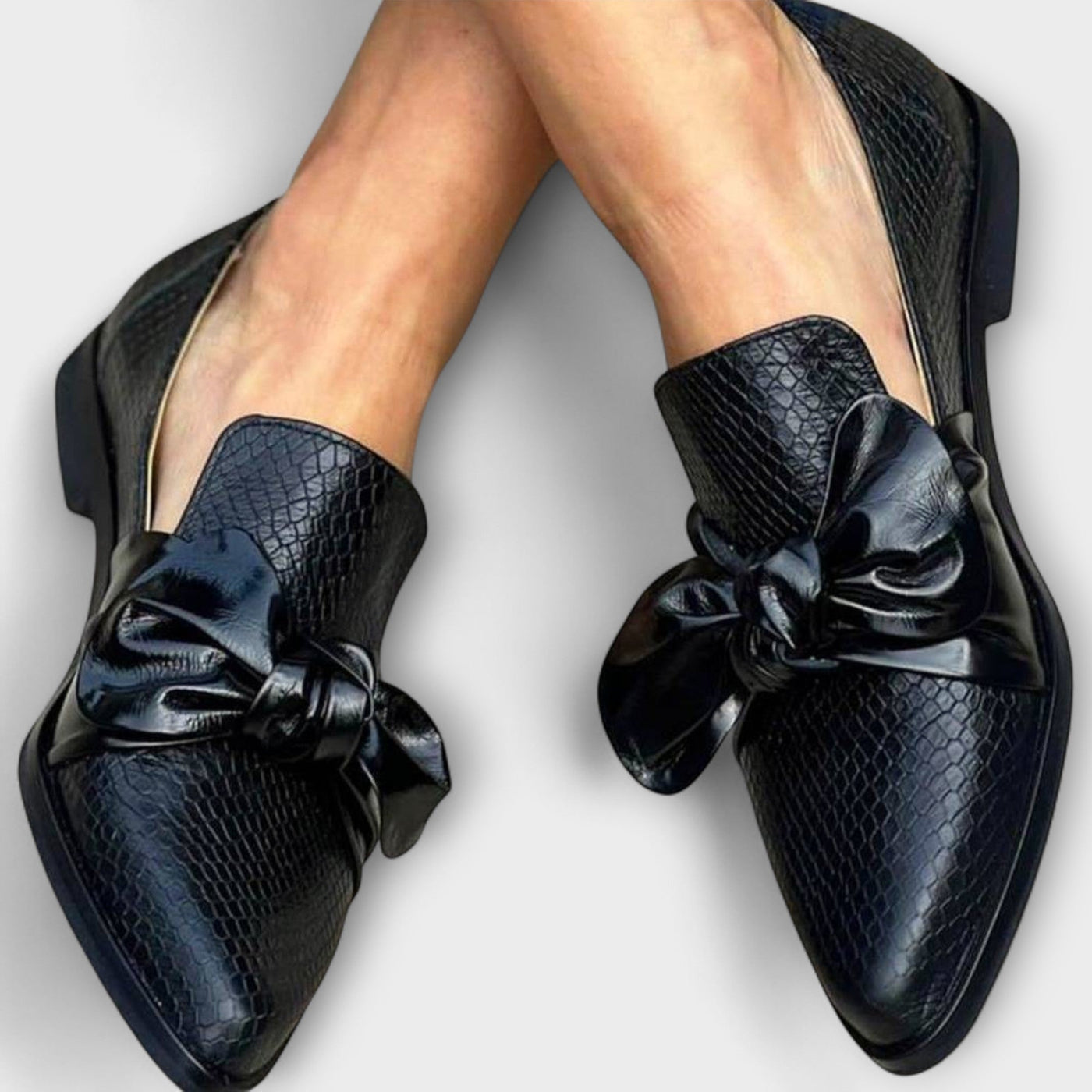 Vayla | Elegant Bow Loafers