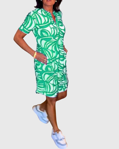 Vayla | Flattering Avenue Walk Dress