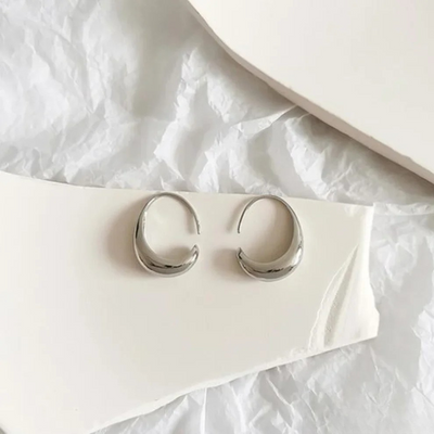 Vayla | Elegant Earrings