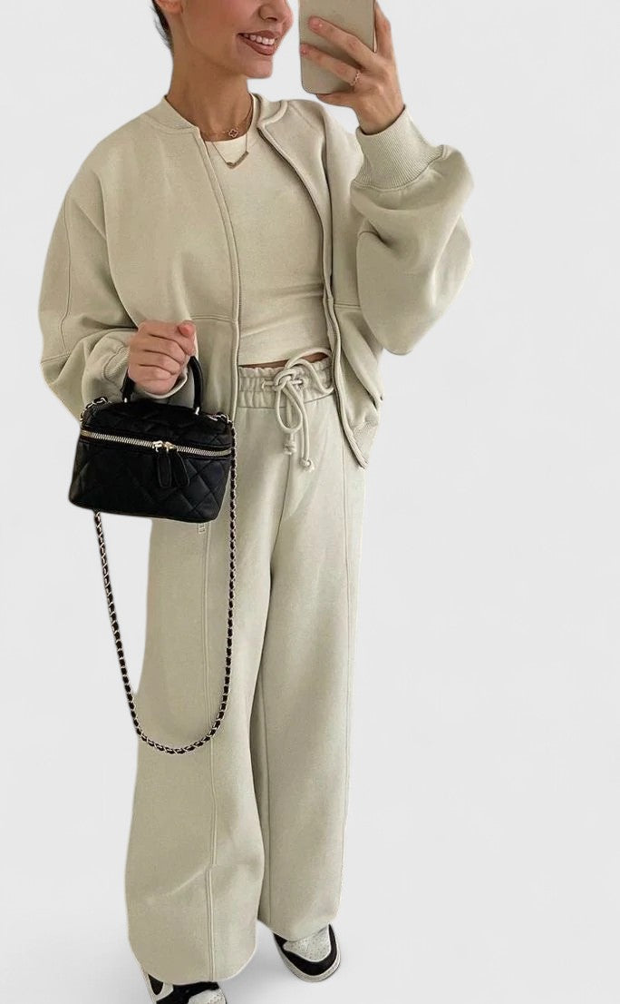 Vayla | Comfortable Sweater and Trousers