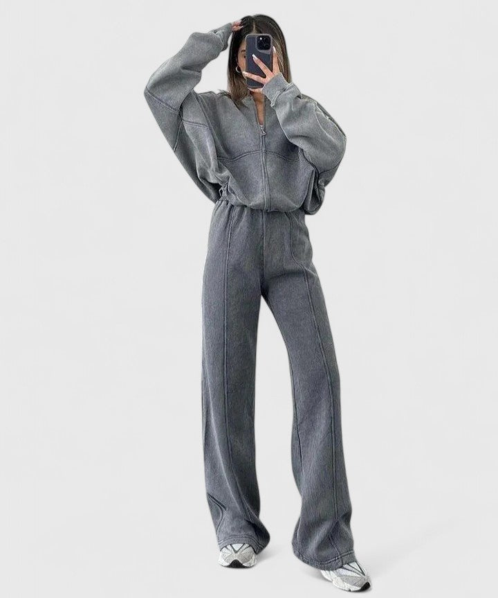 Vayla | Comfortable Sweater and Trousers