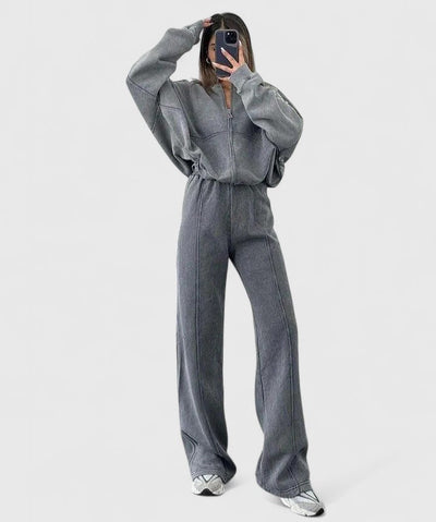 Vayla | Comfortable Sweater and Trousers