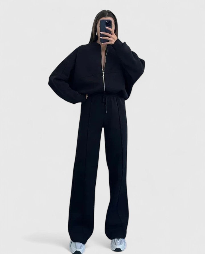 Vayla | Comfortable Sweater and Trousers