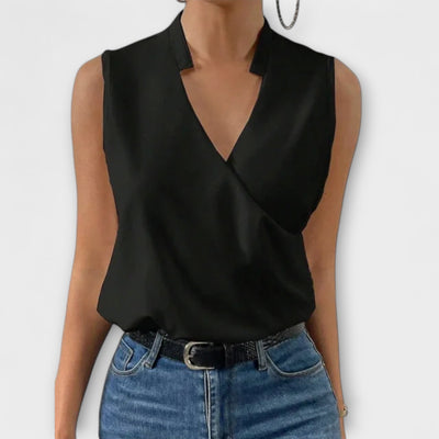 Vayla | Sophisticated V-neck Top