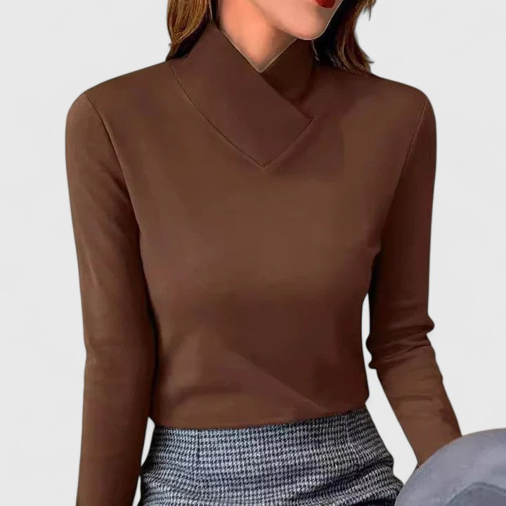 Vayla | Elegant Turtleneck