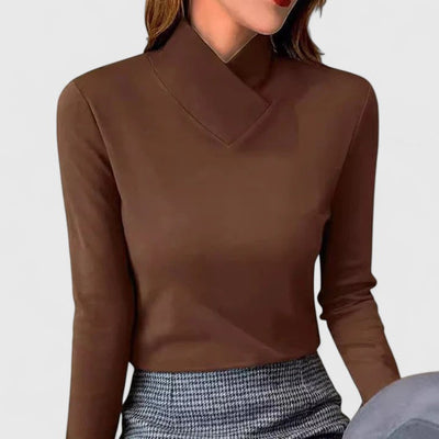 Vayla | Elegant Turtleneck