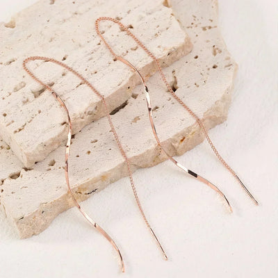 Vayla | Long Earrings with Wavy Design