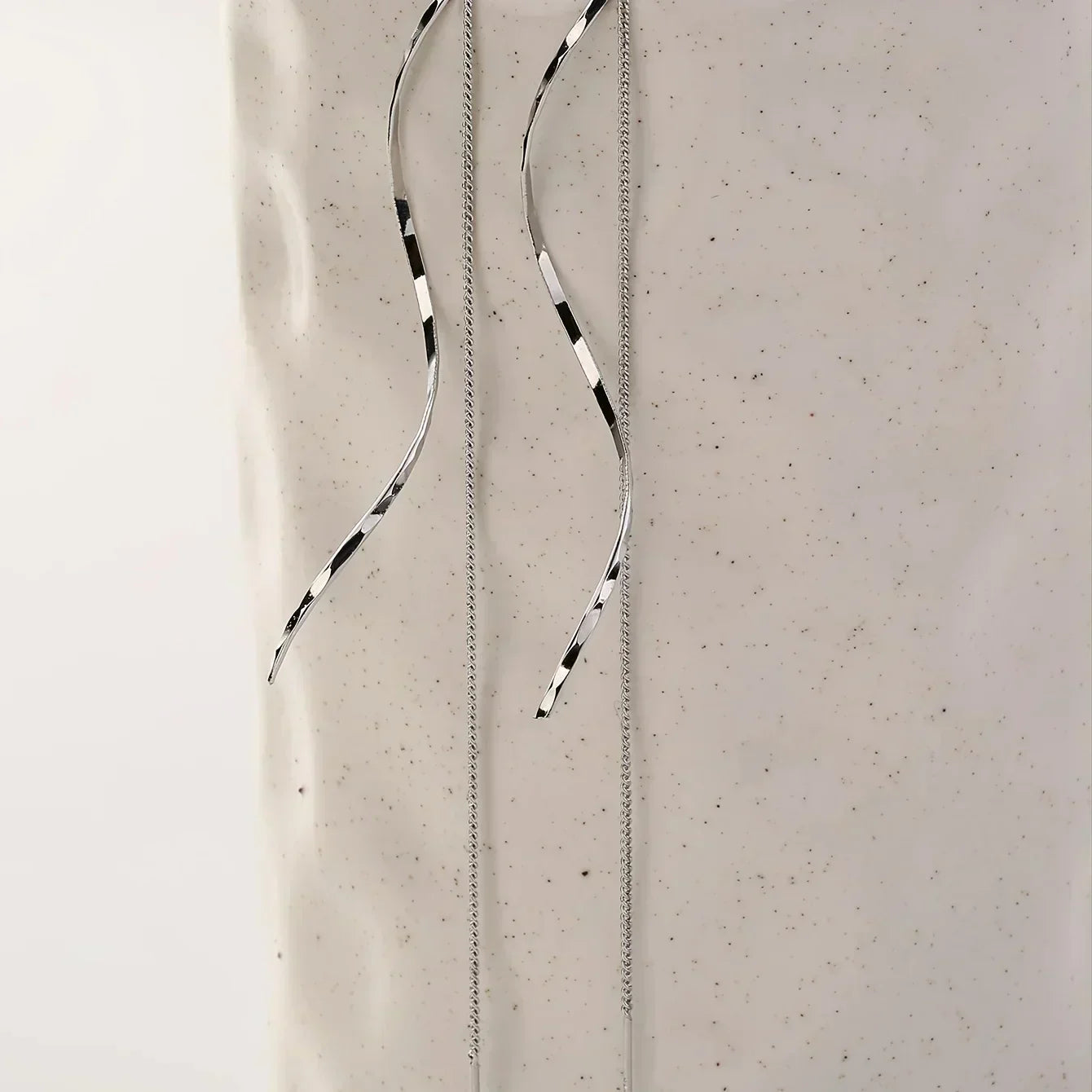 Vayla | Long Earrings with Wavy Design