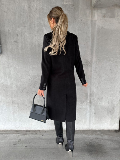 Vayla | Classic Long Coat