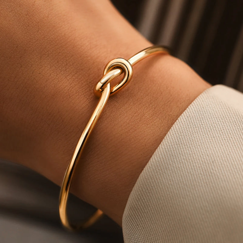 Vayla | Adjustable Vintage Knot Bracelet
