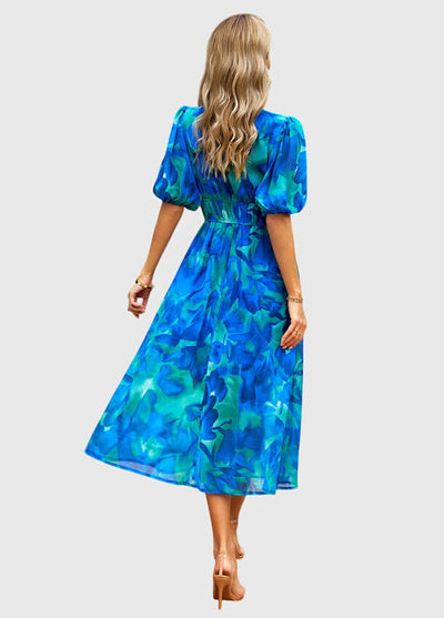 Vayla | Flattering Floral Midi Dress