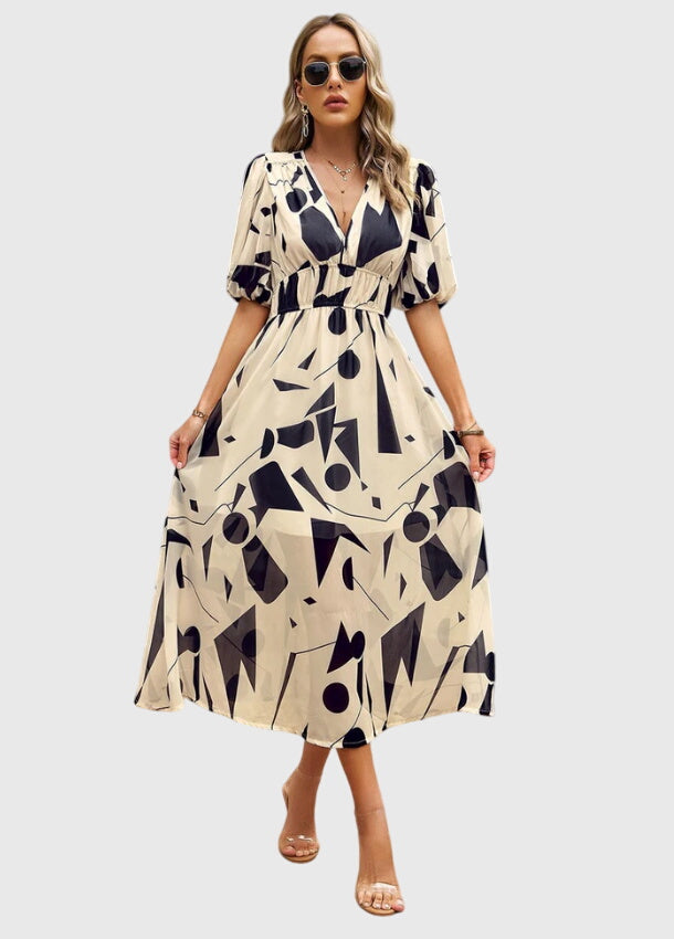 Vayla | Flattering Floral Midi Dress