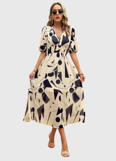 Vayla | Flattering Floral Midi Dress