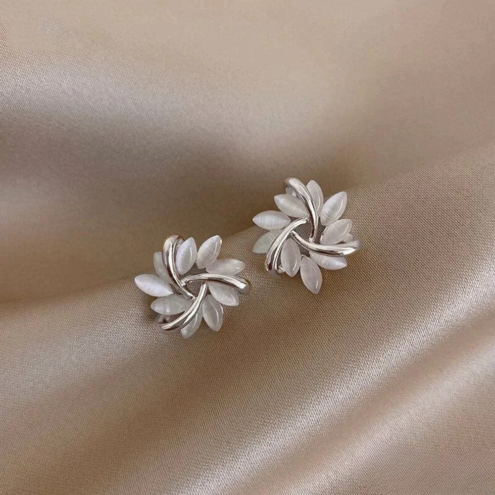 Vayla Elegant Gold Earrings with Exquisite Opal Flower Motifs |