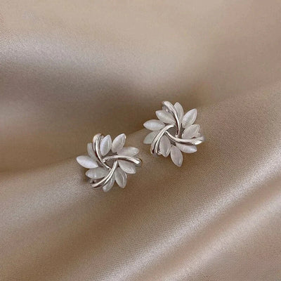 Vayla Elegant Gold Earrings with Exquisite Opal Flower Motifs |