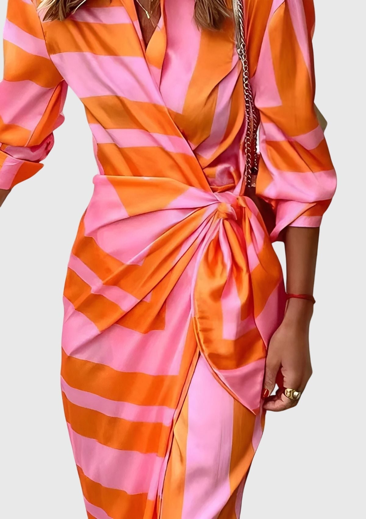 Vayla | Elegant Wrap Dress with Print