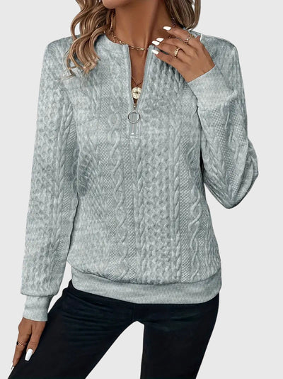 Vayla | Zipped Sweater
