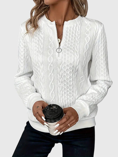 Vayla | Zipped Sweater