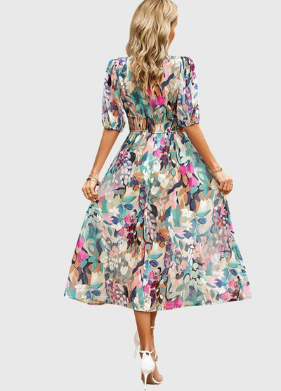 Vayla | Flattering Floral Midi Dress