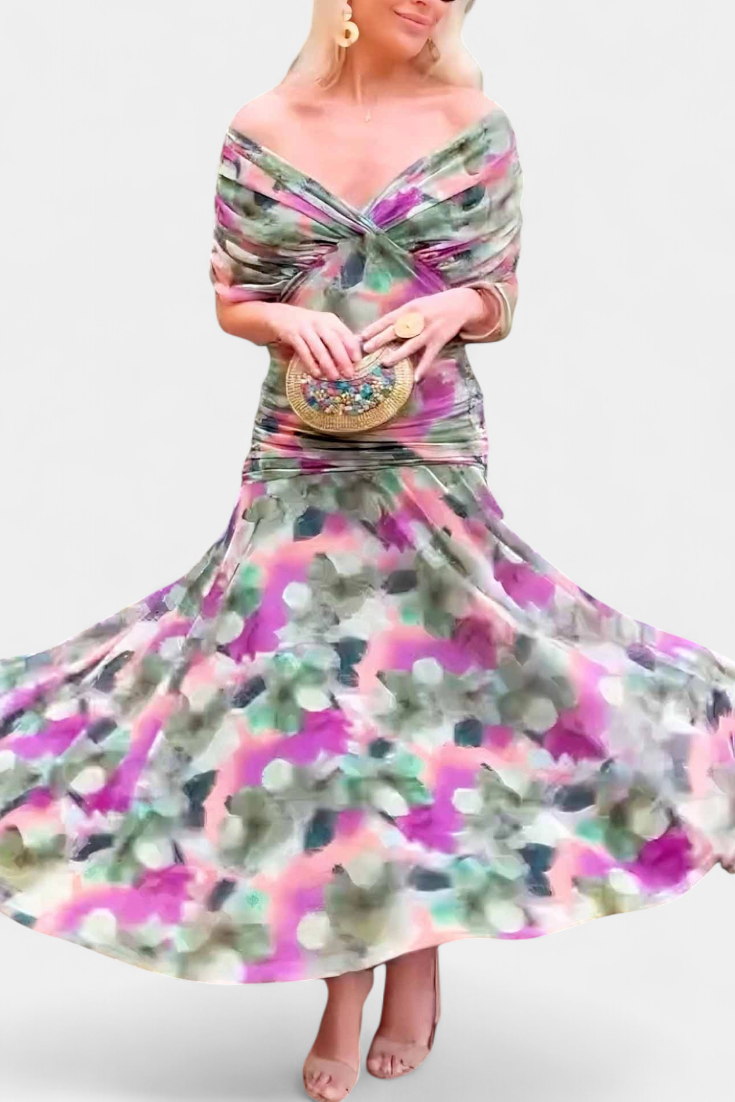 Vayla | Elegant Dress With V-Neckline